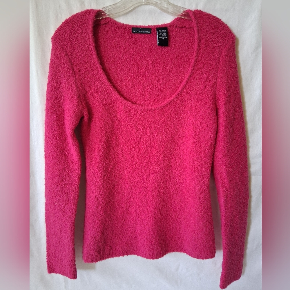 Vintage Victorias Secret Fuchsia Boucle Scoop Neck Sweater